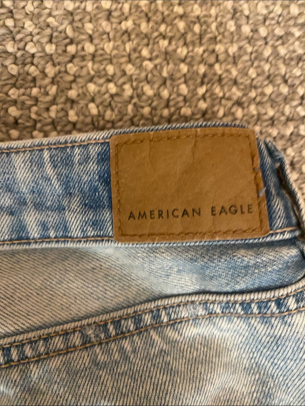 Light Wash Distressed Ripped Jeans - Picture 3 of 4